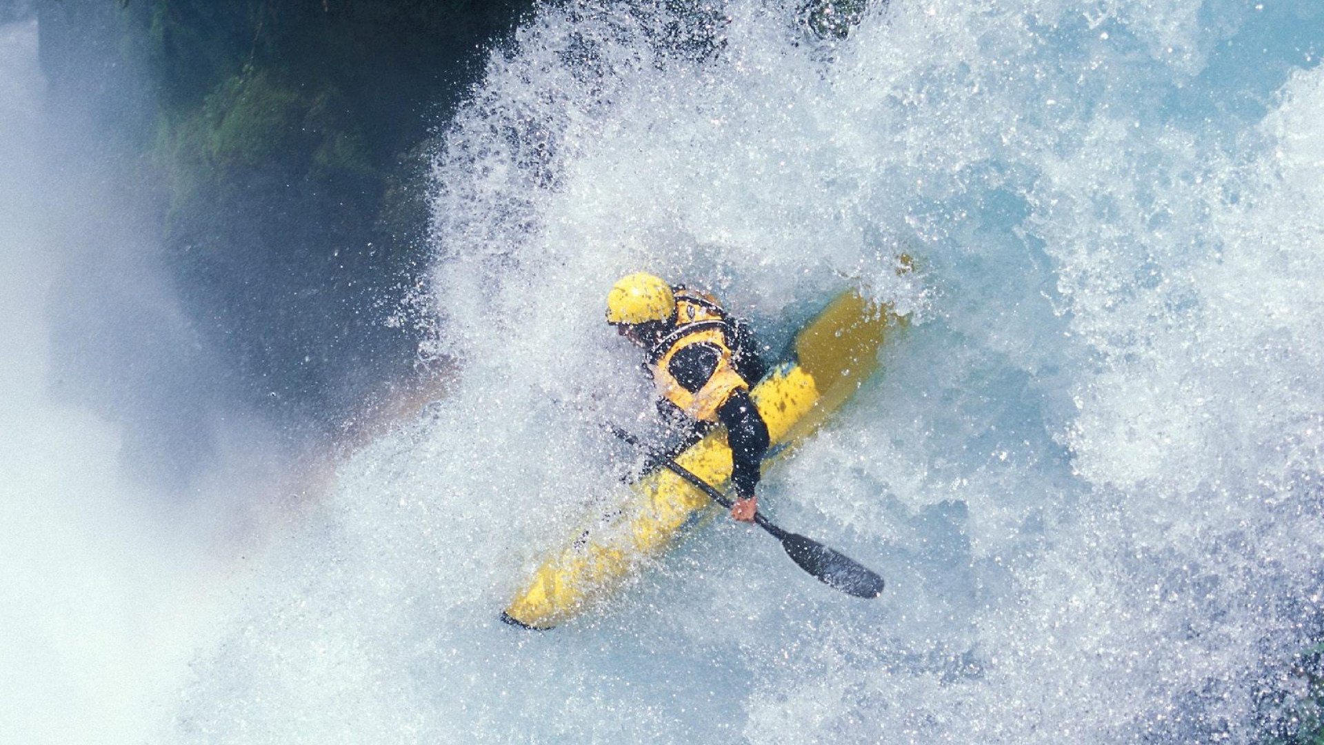 队伍势均力敌展开搏杀，比赛场面精彩纷呈，势均力敌的对手是什么意思
