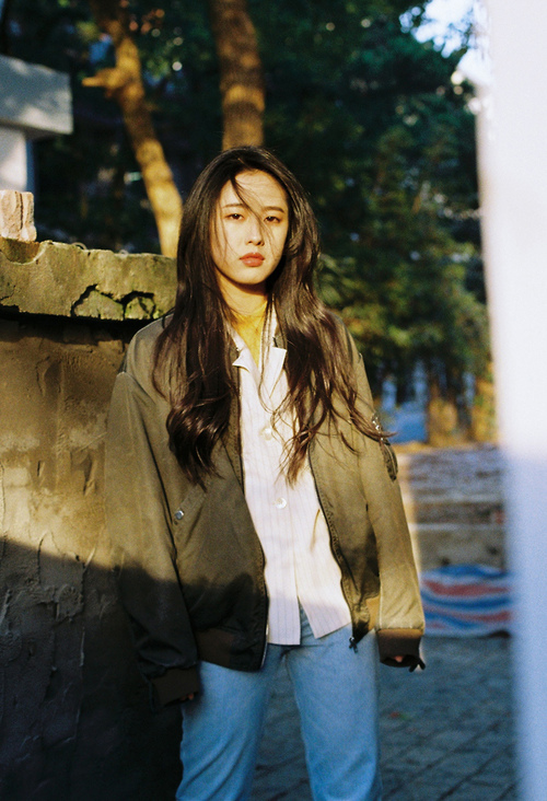 AYX体育-法甲新秀崭露锋芒：未来领袖闪耀赛场！，法甲新logo